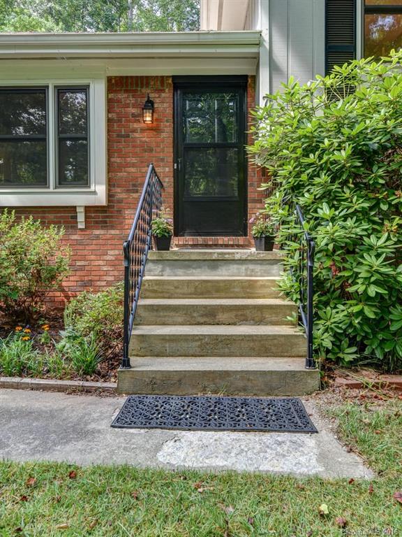 78 Lovers Loop Road Asheville, NC 28803 - Photo 2 of 24 Gallery Image 2