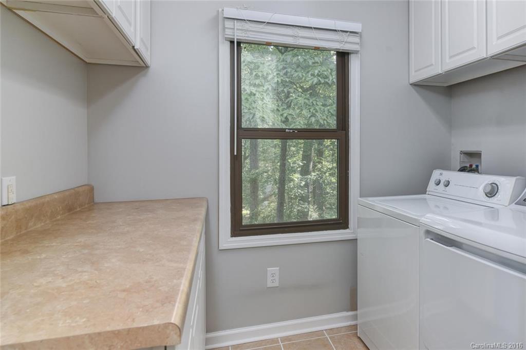 78 Lovers Loop Road Asheville, NC 28803 - Photo 7 of 24 Gallery Image 7
