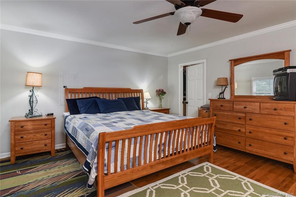 78 Lovers Loop Road Asheville, NC 28803 - Photo 8 of 24 Gallery Image 8