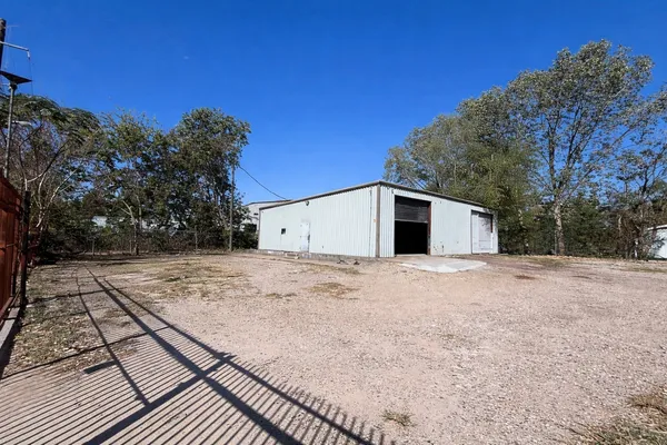 $3,750 | 12926 Emmett Road, Houston, TX 77041