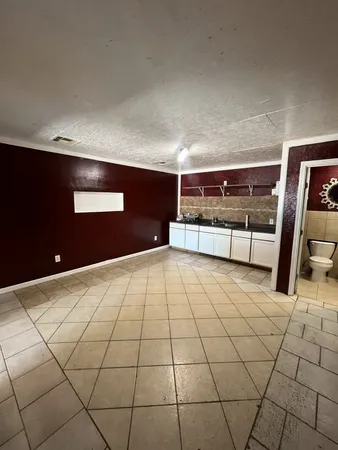 $3,750 | 12926 Emmett Road, Houston, TX 77041