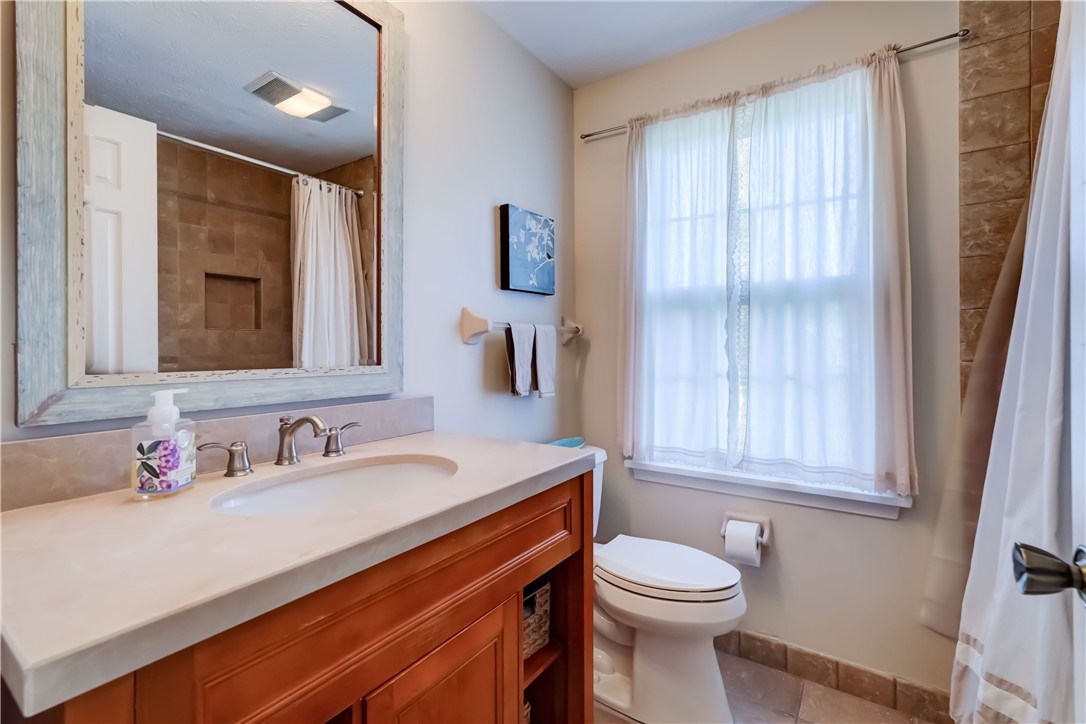 5 Hadley Drive Perinton, NY 14450 - Photo 29 of 50 Second full bath with tile flooring, solid surface