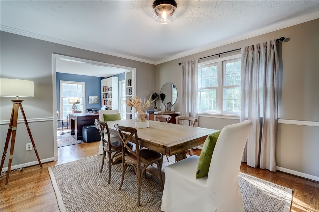 5 Hadley Drive Perinton, NY 14450 - Photo 10 of 50 Large formal dining room with the ability to expan
