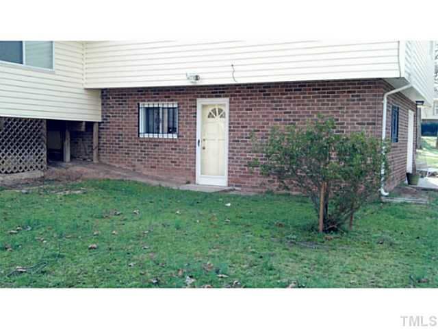 911 Jerome Road Durham, NC 27713 - Photo 5 of 16 Photo 5