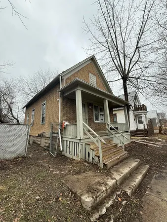 $22,000 | 2749 North 9th Street, Milwaukee, WI 53206