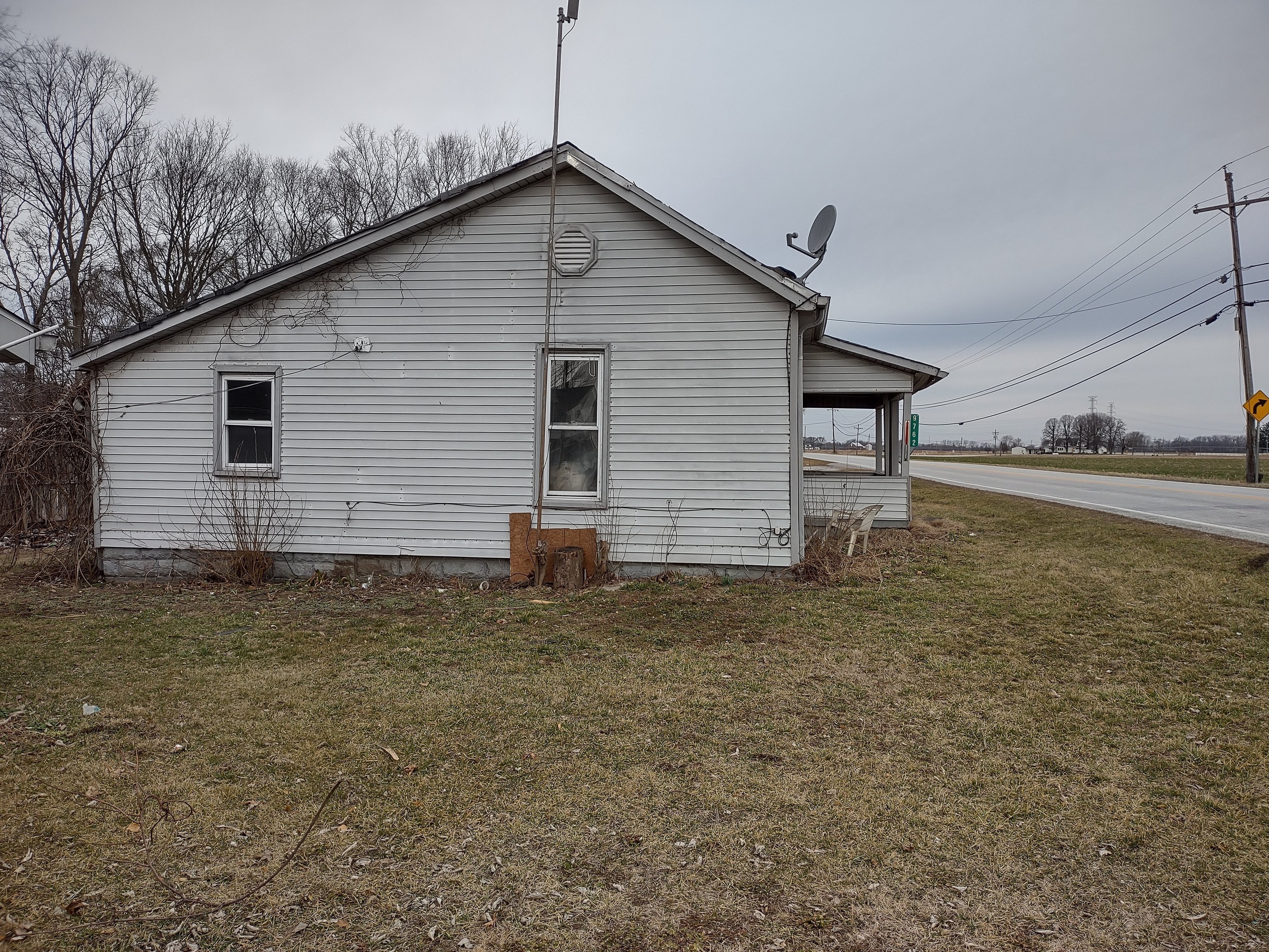 9762 South Jonesville Road Columbus, IN 47201 - Photo 8 of 10 Gallery Image 8