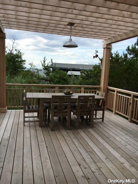 320 Frigate Rdw Ocean Beach, NY 11770 - Photo 5 of 16