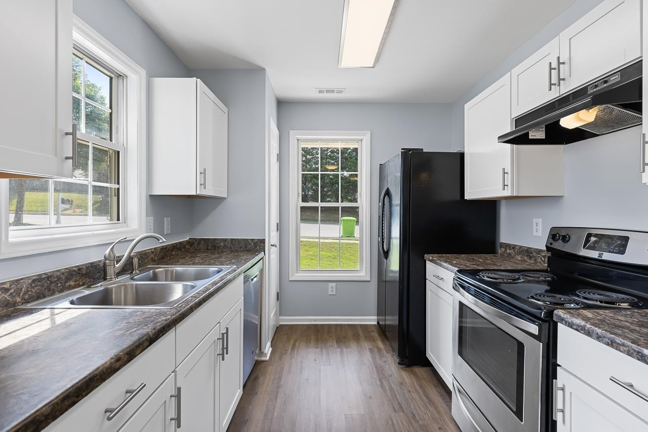 4032 Pearl Road Raleigh, NC 27610 - Photo 8 of 22 Photo 8