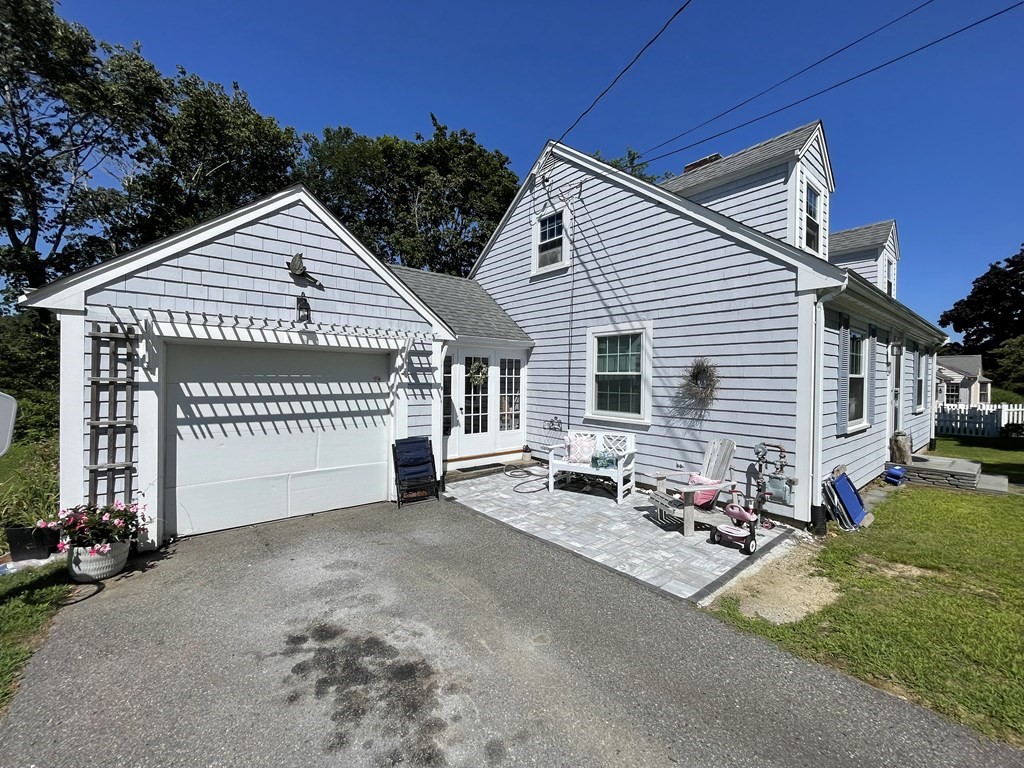 4 Riverside Drive Kingston, MA 02364 - Photo 3 of 9 a view of a house with backyard