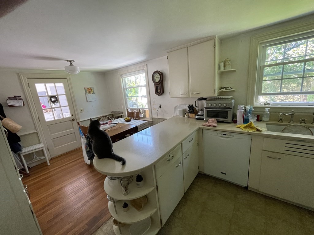 4 Riverside Drive Kingston, MA 02364 - Photo 8 of 9