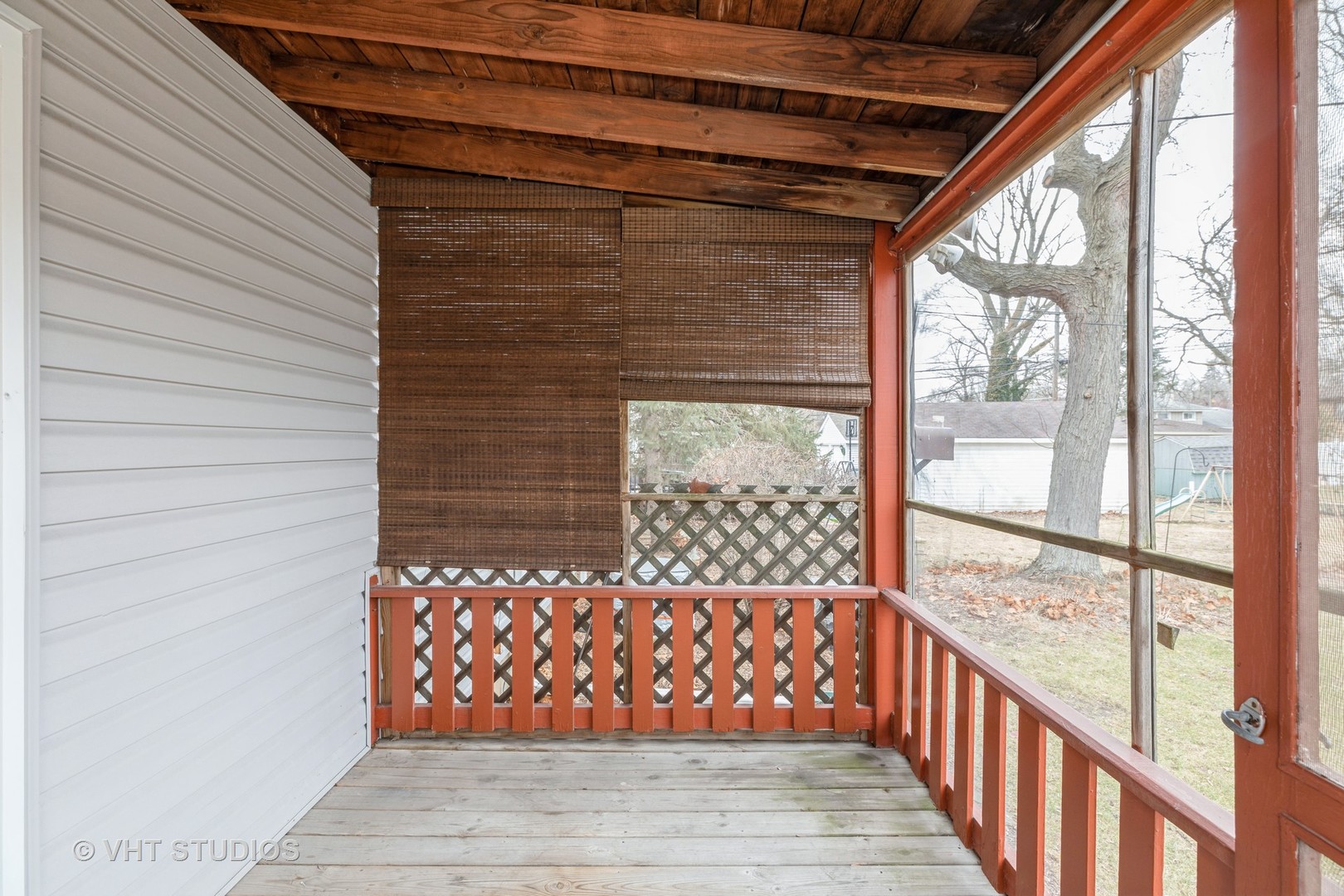 1132 Hickory Road Homewood, IL 60430 - Photo 18 of 20 a view of wooden door