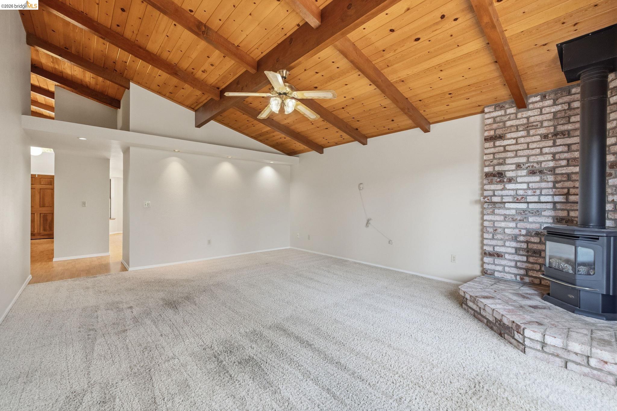 20775 Point View Drive Groveland, CA 95321 - Photo 8 of 29