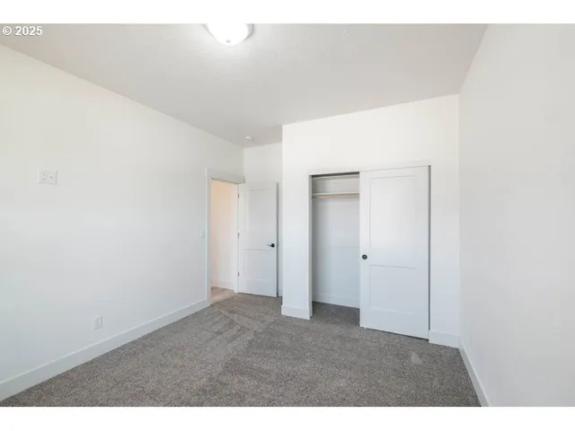 $820,000 | 774 Riley Drive Northeast, Silverton, OR 97381