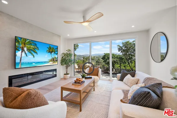 $1,390,000 | 3260 Sagamore Way, Los Angeles, CA 90065