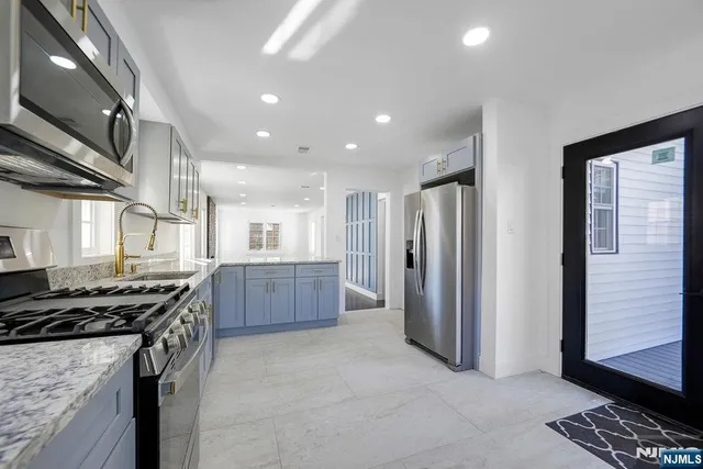 $999,000 | 137 Hartwich Street, Maywood, NJ 07607