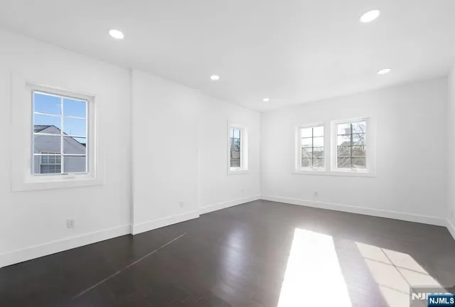 $999,000 | 137 Hartwich Street, Maywood, NJ 07607