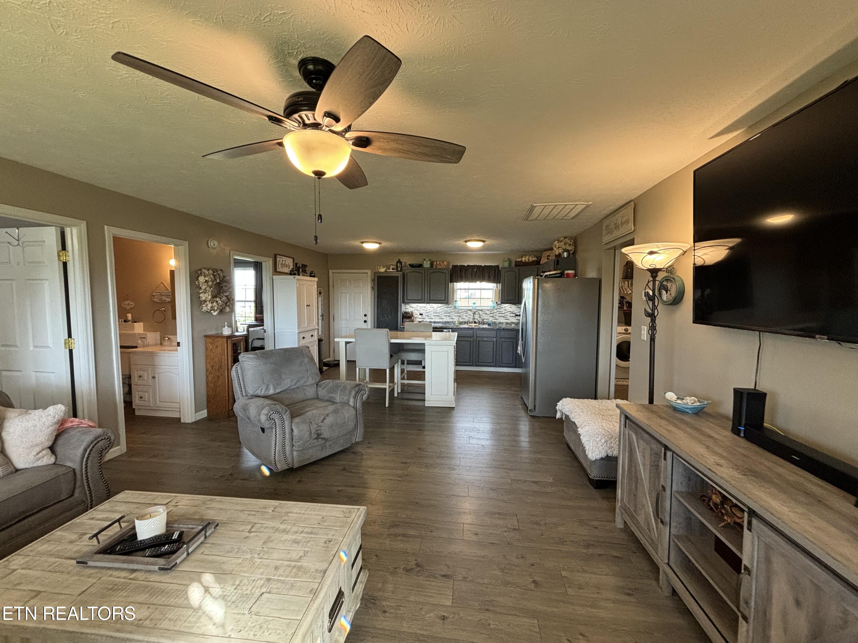 523 Low Valley Road Dandridge, TN 37725 - Photo 5 of 19 living room