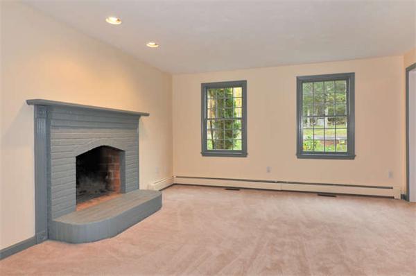 75 Harding Street Medfield, MA 02052 - Photo 3 of 15 Gallery Image 3