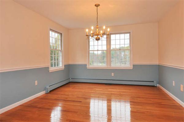 75 Harding Street Medfield, MA 02052 - Photo 6 of 15 Gallery Image 6