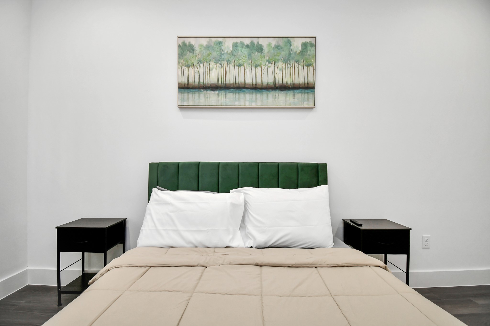 4909 Higgins Street, Unit A Houston, TX 77033 - Photo 17 of 32 a bedroom with a bed and a chair