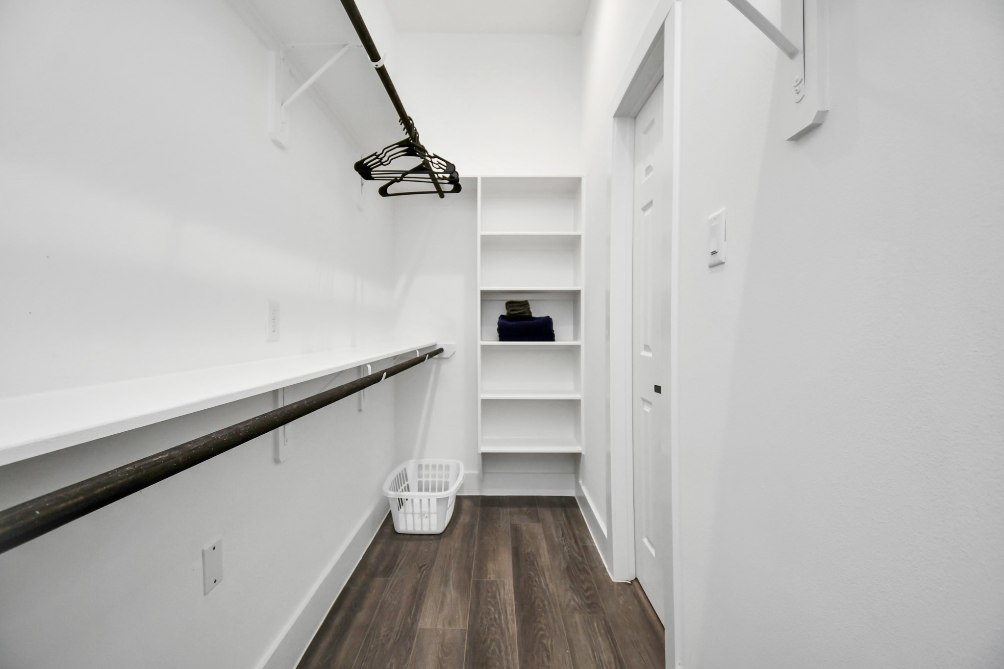 4909 Higgins Street, Unit A Houston, TX 77033 - Photo 28 of 32 a view of entryway