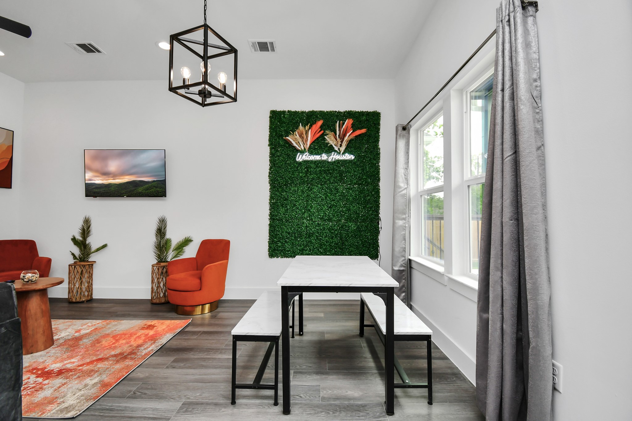 4909 Higgins Street, Unit A Houston, TX 77033 - Photo 6 of 32 a outdoor room with furniture