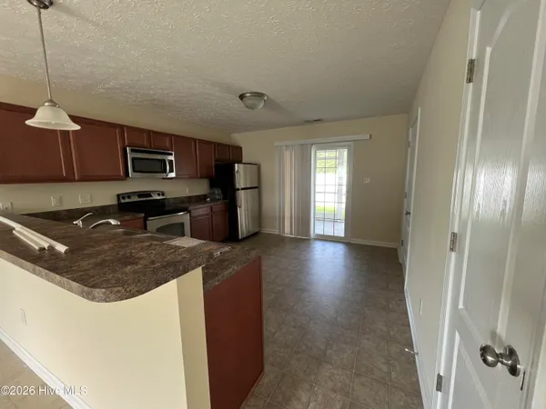 $1,350 | 107 Glen Cannon Drive, Jacksonville, NC 28546