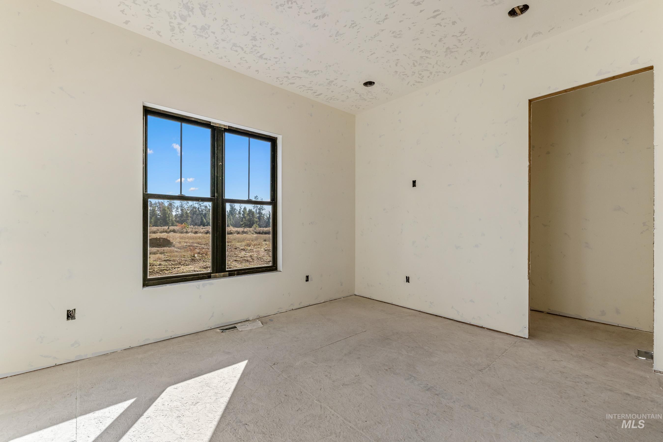 13910 Sky View Court, Unit 8 McCall, ID 83638 - Photo 29 of 40 View of spare room