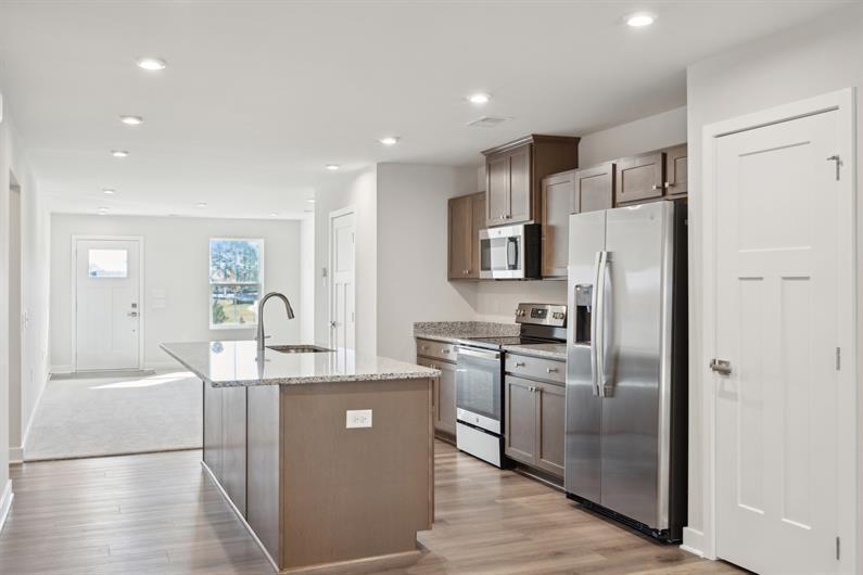 300 Picard Loop Santee, SC 29142 - Photo 3 of 15 Kitchen