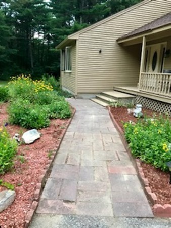 167 Dudley Road Oxford, MA 01540 - Photo 4 of 30 Gallery Image 4