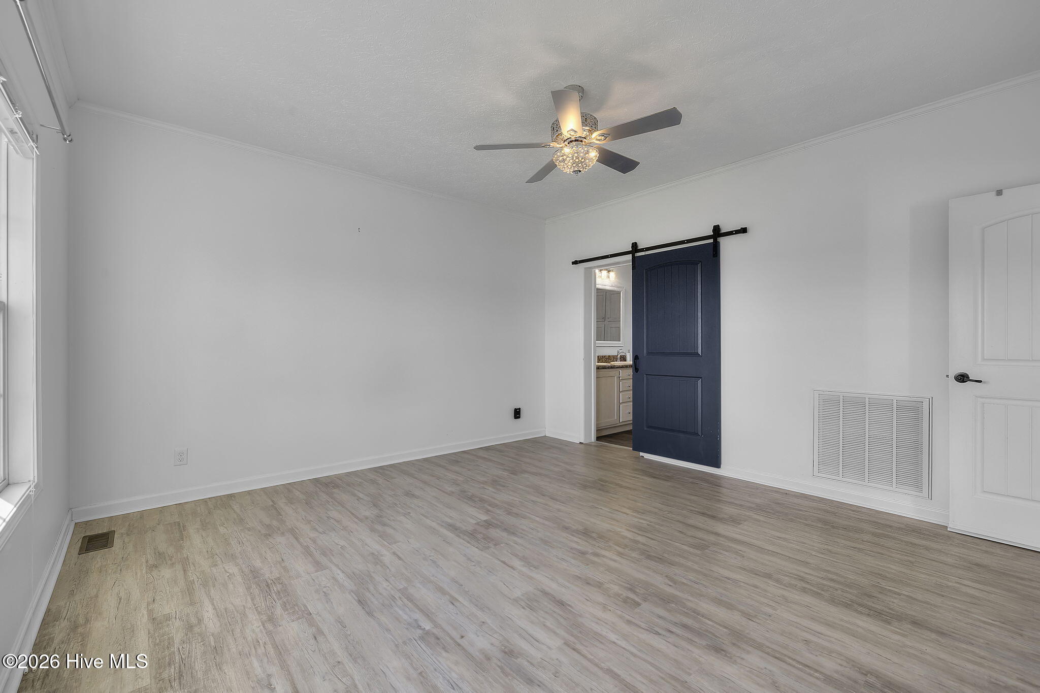 414 North Gregory Road Shawboro, NC 27973 - Photo 19 of 39 Primary Suite