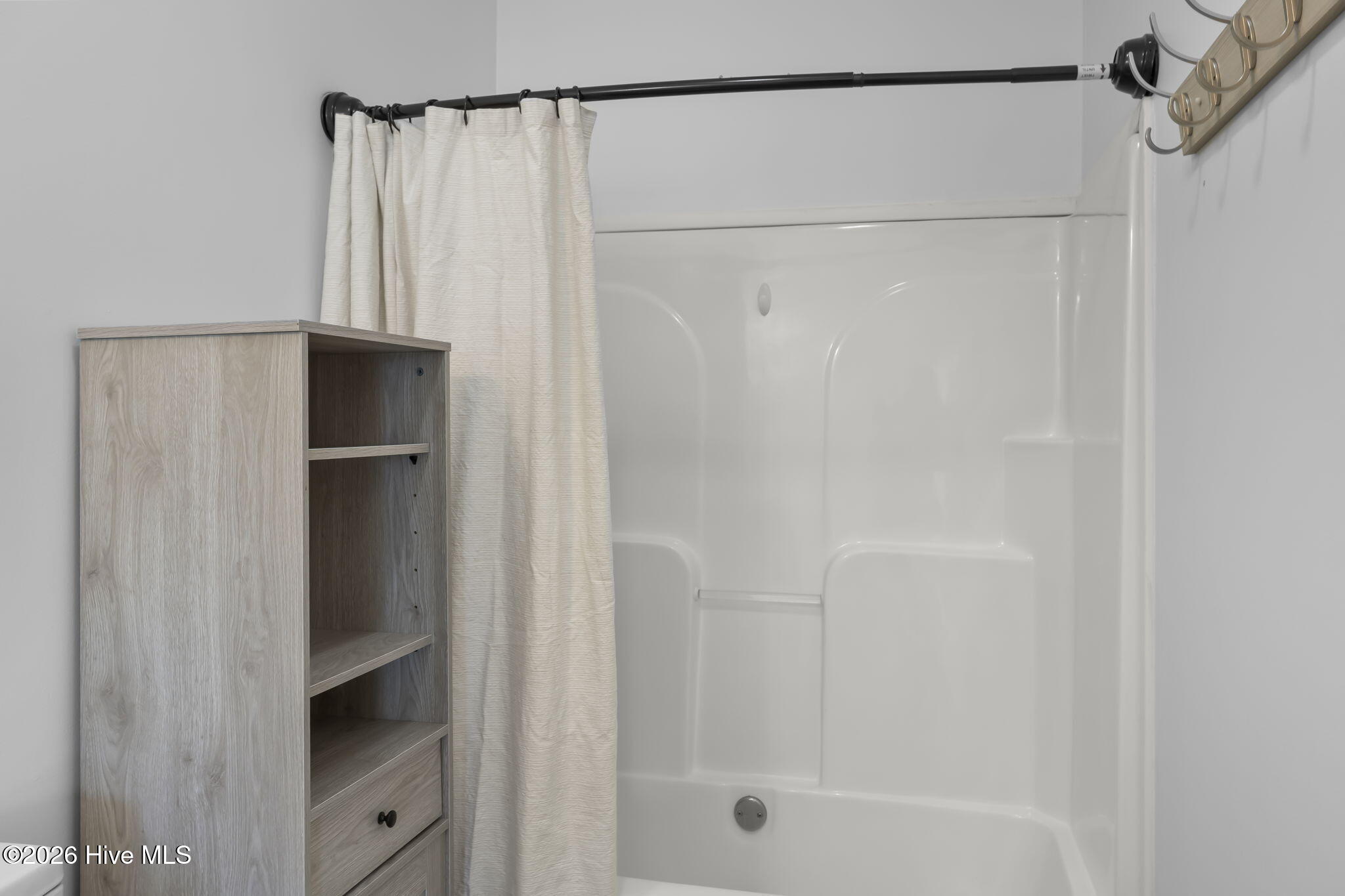 414 North Gregory Road Shawboro, NC 27973 - Photo 28 of 39 Full bathroom 2