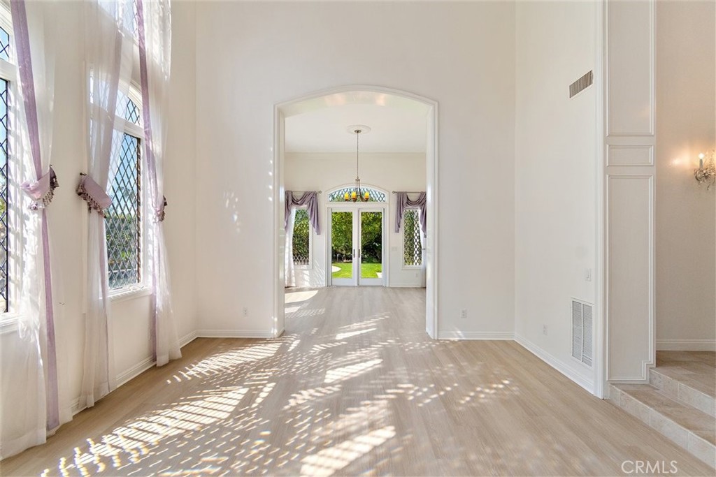 19 Santa Rosa Rolling Hills Estates, CA 90274 - Photo 8 of 62