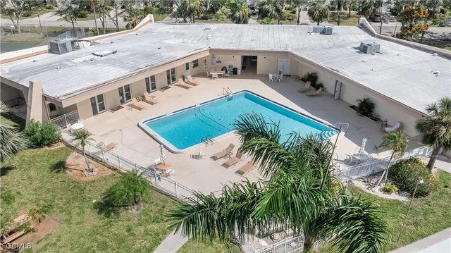 $100,000 | 2111 Barkeley Lane, Unit 19, Fort Myers, FL 33907