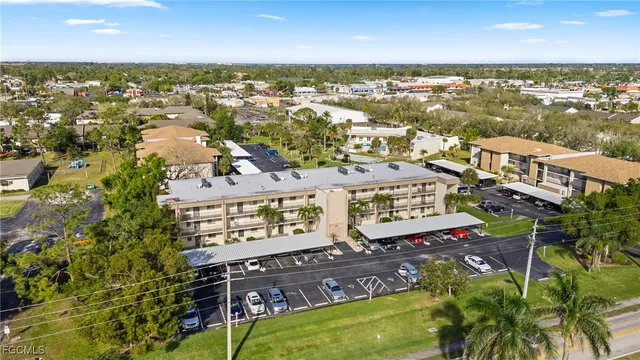 $100,000 | 2111 Barkeley Lane, Unit 19, Fort Myers, FL 33907