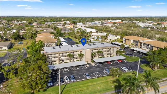 $100,000 | 2111 Barkeley Lane, Unit 19, Fort Myers, FL 33907