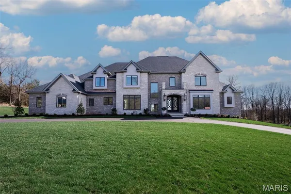 $2,409,510 | Undisclosed Address, Town and Country, MO 63011
