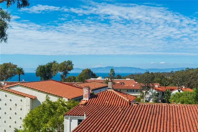 $1,799,000 | 2417 VÃa Campesina, Palos Verdes Estates, CA 90274