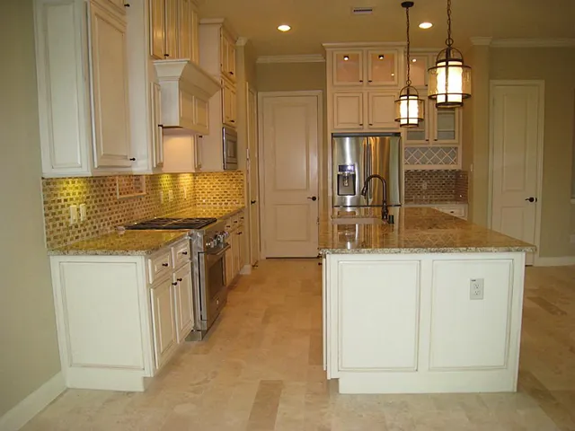 $3,300 | 34 Herons Flight Place, The Woodlands, TX 77389