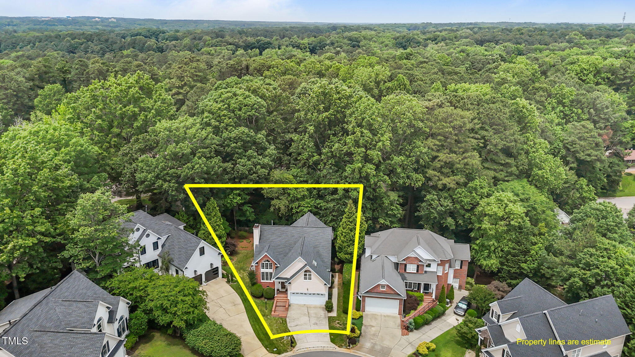 6728 Pointe Vista Circle Raleigh, NC 27615 - Photo 2 of 40 62-web-or-mls-57-print-DJI_2025051613361