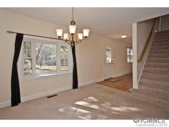 678 Morgan Hill Road Fairview, NC 28730 - Photo 5 of 17 Gallery Image 5