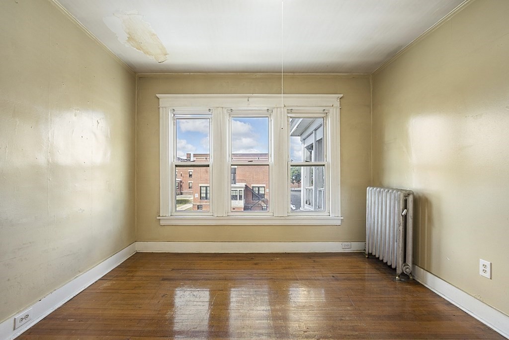 41-43 Reed Street Springfield, MA 01109 - Photo 17 of 42 Gallery Image 17
