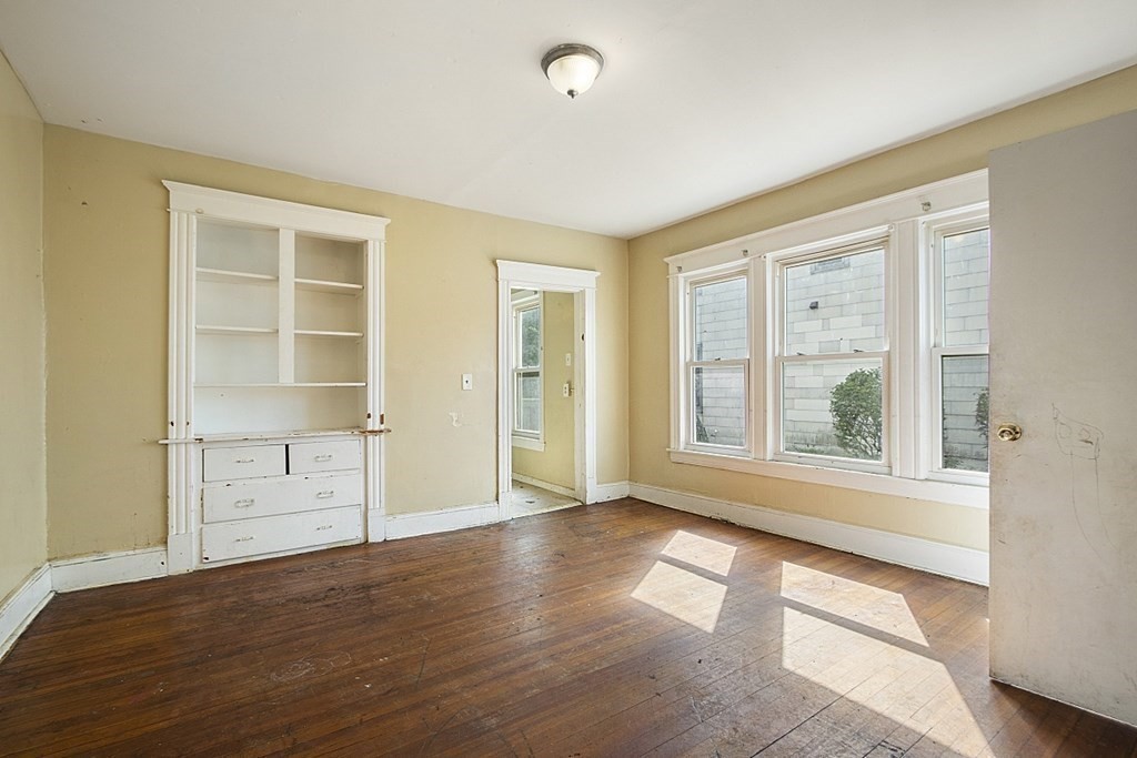 41-43 Reed Street Springfield, MA 01109 - Photo 20 of 42 Gallery Image 20
