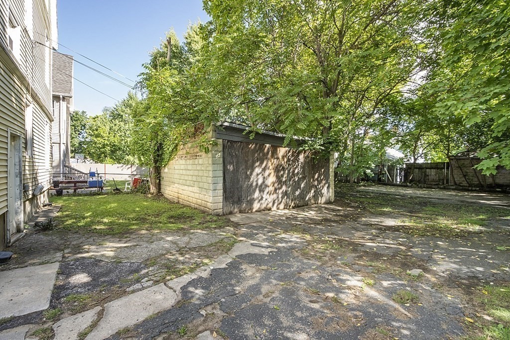 41-43 Reed Street Springfield, MA 01109 - Photo 37 of 42 Gallery Image 37