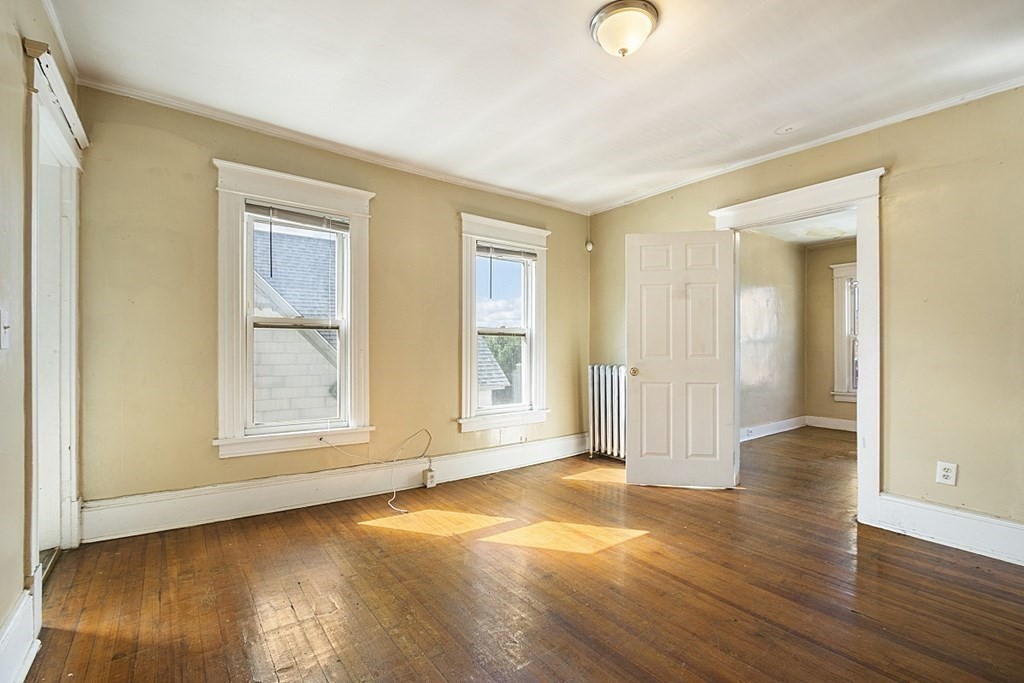 41-43 Reed Street Springfield, MA 01109 - Photo 6 of 42 Gallery Image 6