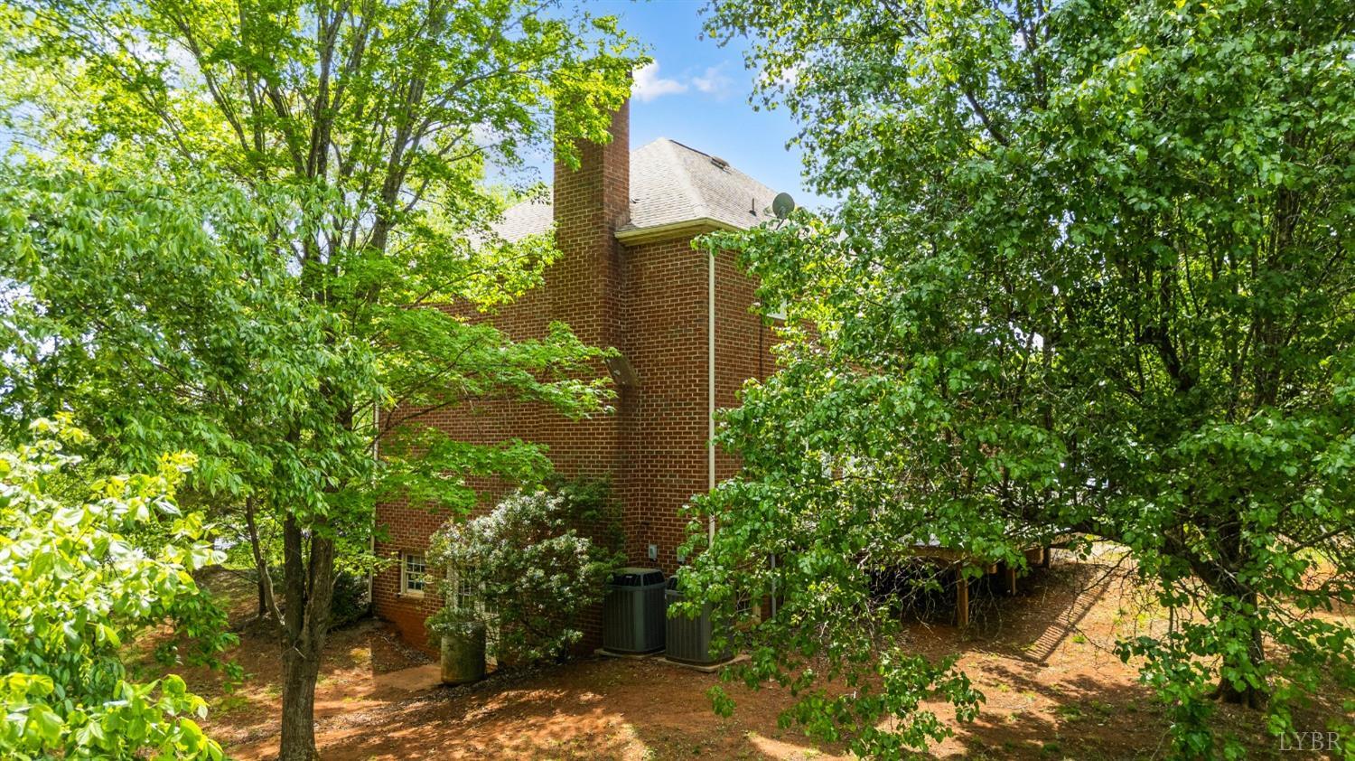 302 Spring Lake Road Forest, VA 24551 - Photo 3 of 53 Gallery Image 3