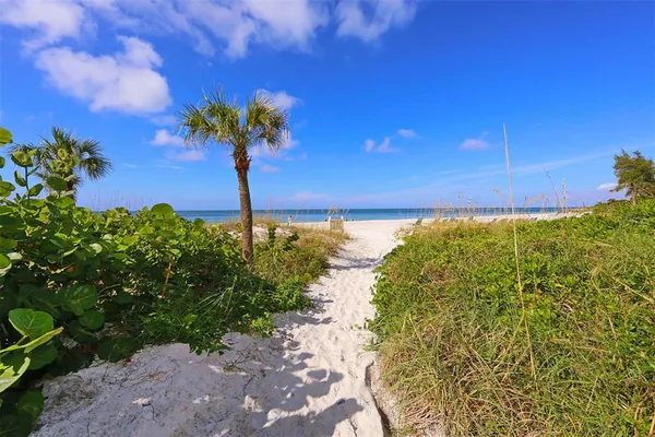 $615,000 | 113 Whispering Sands Drive, Unit V47, Sarasota, FL 34242