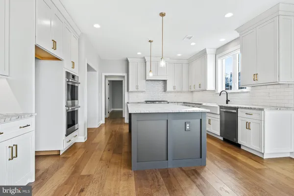 $1,339,990 | 4246 Kleinot Drive, Doylestown, PA 18902