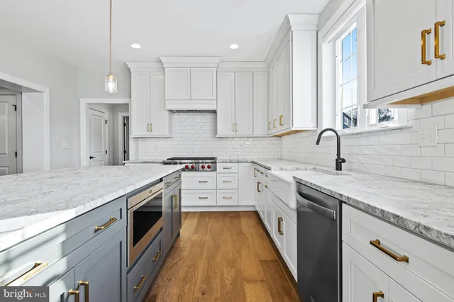 $1,279,990 | 4246 Kleinot Drive, Doylestown, PA 18902