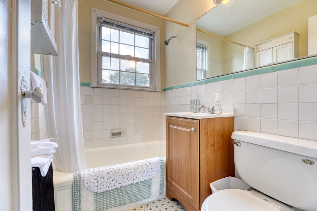 19 Colony Road, Unit 2A West Springfield, MA 01089 - Photo 13 of 20 Gallery Image 13